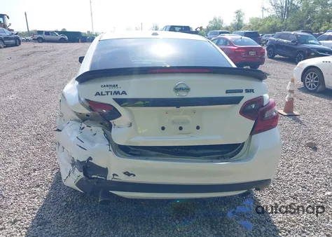 2018 Nissan Altima 2.5 Sr z USA, uszkodzony, nr VIN 1N4AL3APXJC281593